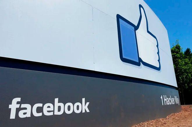 Facebook Adds Option to Follow Hashtags